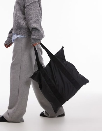 unisex 12-hour packable 3-way bag detail in black