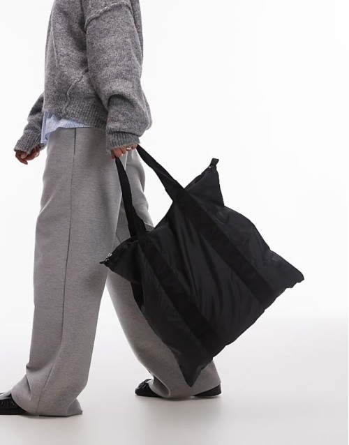 unisex 12-hour packable 3-way bag detail in black